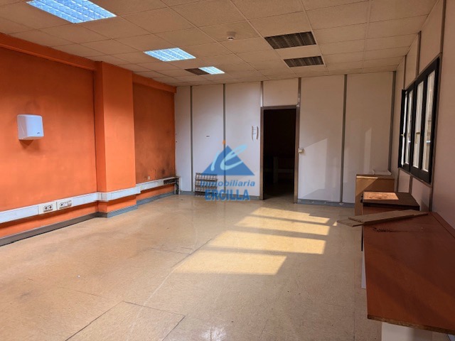 Pabellón en primera linea