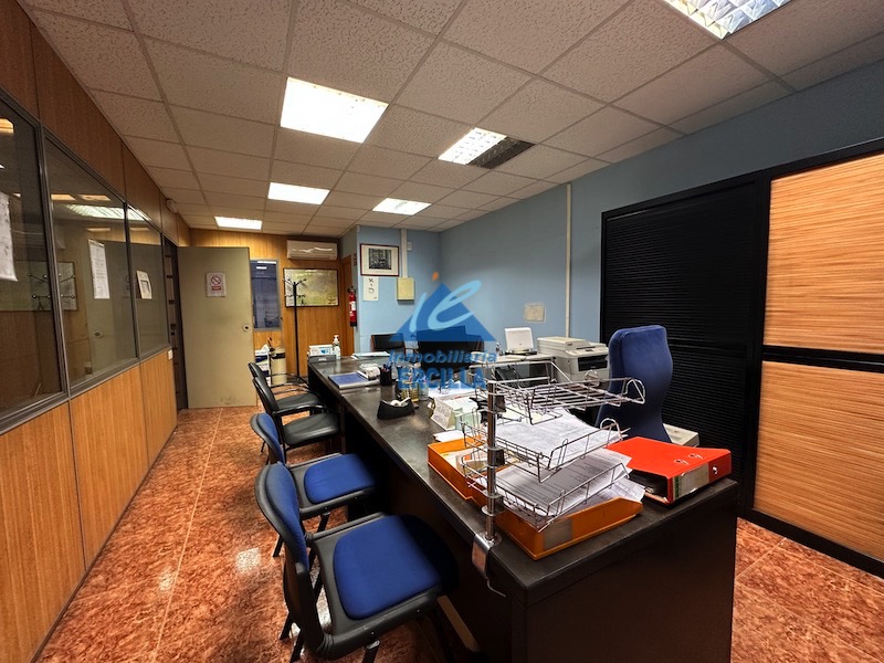 Oficina en venta completamente exterior