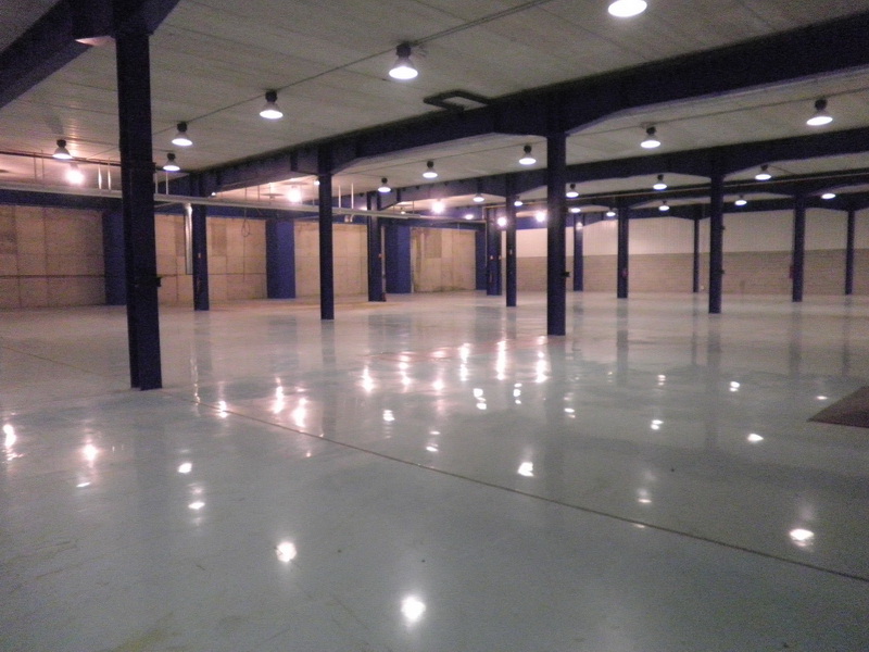 Nave con playa cerrada