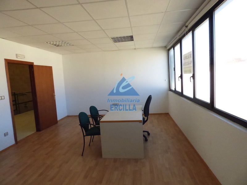 Nave industrial en alquiler instalada