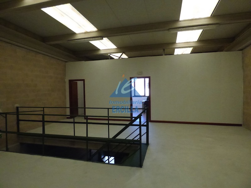 Nave industrial en alquiler instalada