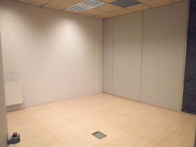 Nave con playa cerrada