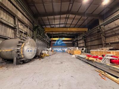 Nave industrial en alquiler con grúas para 20 Tm