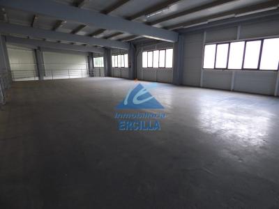 Nave industrial en venta en primera linea de carretera