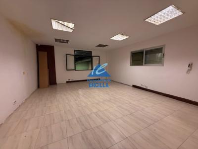 Imagen 8 de Pabellón industrial en alquiler en Zaratamo