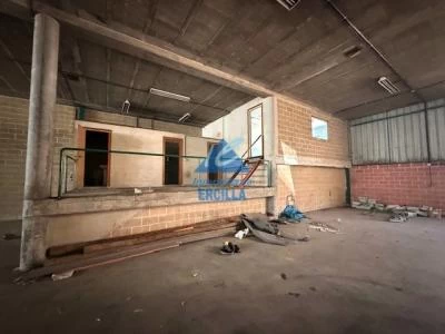 Miniatura de Pabellón en alquiler en primera linea en Bedia