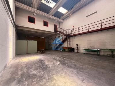 Miniatura de Pabellón industrial en venta en Galdakao
