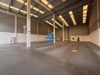 Nave comercial en primera linea de carretera en Galdakao