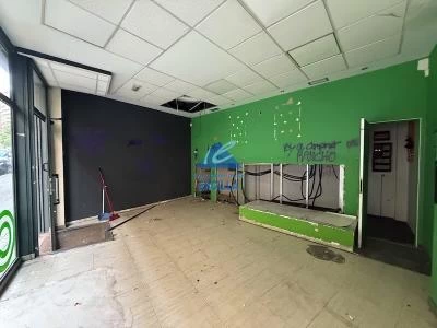 Miniatura de Local comercial en alquiler en Santutxu