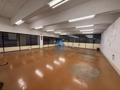 Imagen 4 de Planta industrial en venta en Sondika
