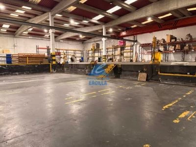 Imagen 3 de Nave logística en venta con muelles de carga en Galdakao