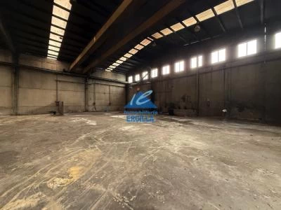 Imagen 3 de Nave industrial en venta con grúa puente en Zamudio