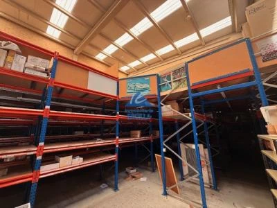 Imagen 2 de  Pabellón industrial en venta en Loiu