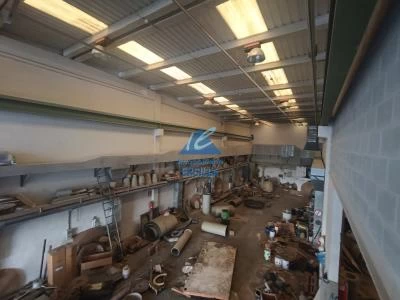Miniatura de Pabellón industrial en venta con grúa puente en Loiu
